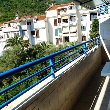 Blue Palace Guest House Budva Extérieur photo