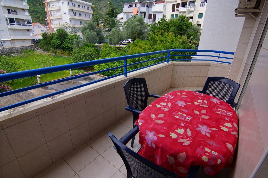 Blue Palace Guest House Budva Extérieur photo